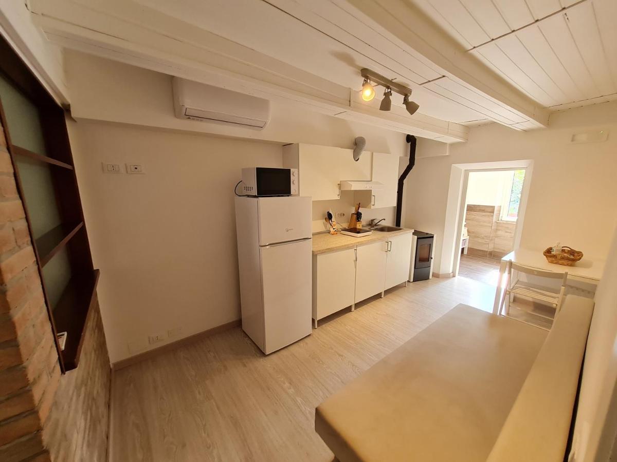Al Castello - Aeroporto Delle Marche - Ancona Apartment Falconara Marittima Luaran gambar