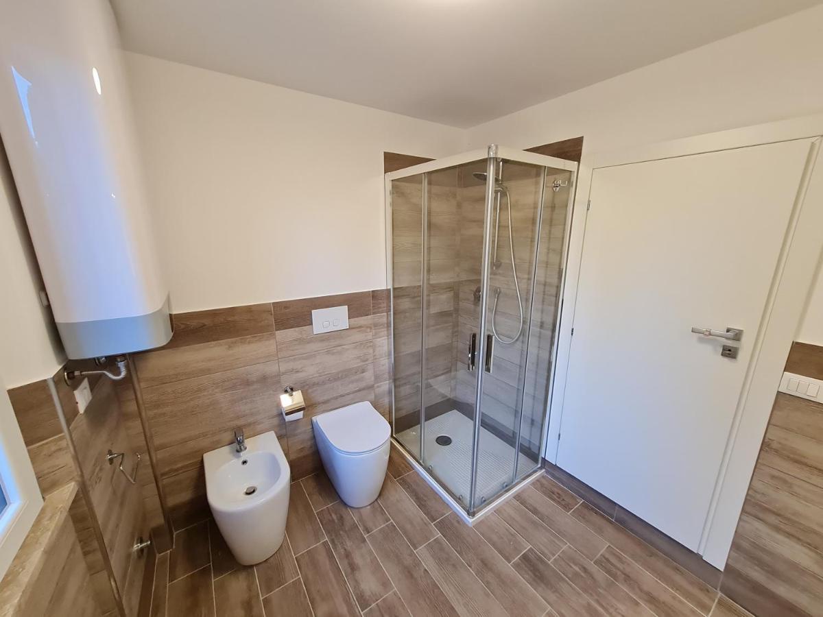 Al Castello - Aeroporto Delle Marche - Ancona Apartment Falconara Marittima Luaran gambar