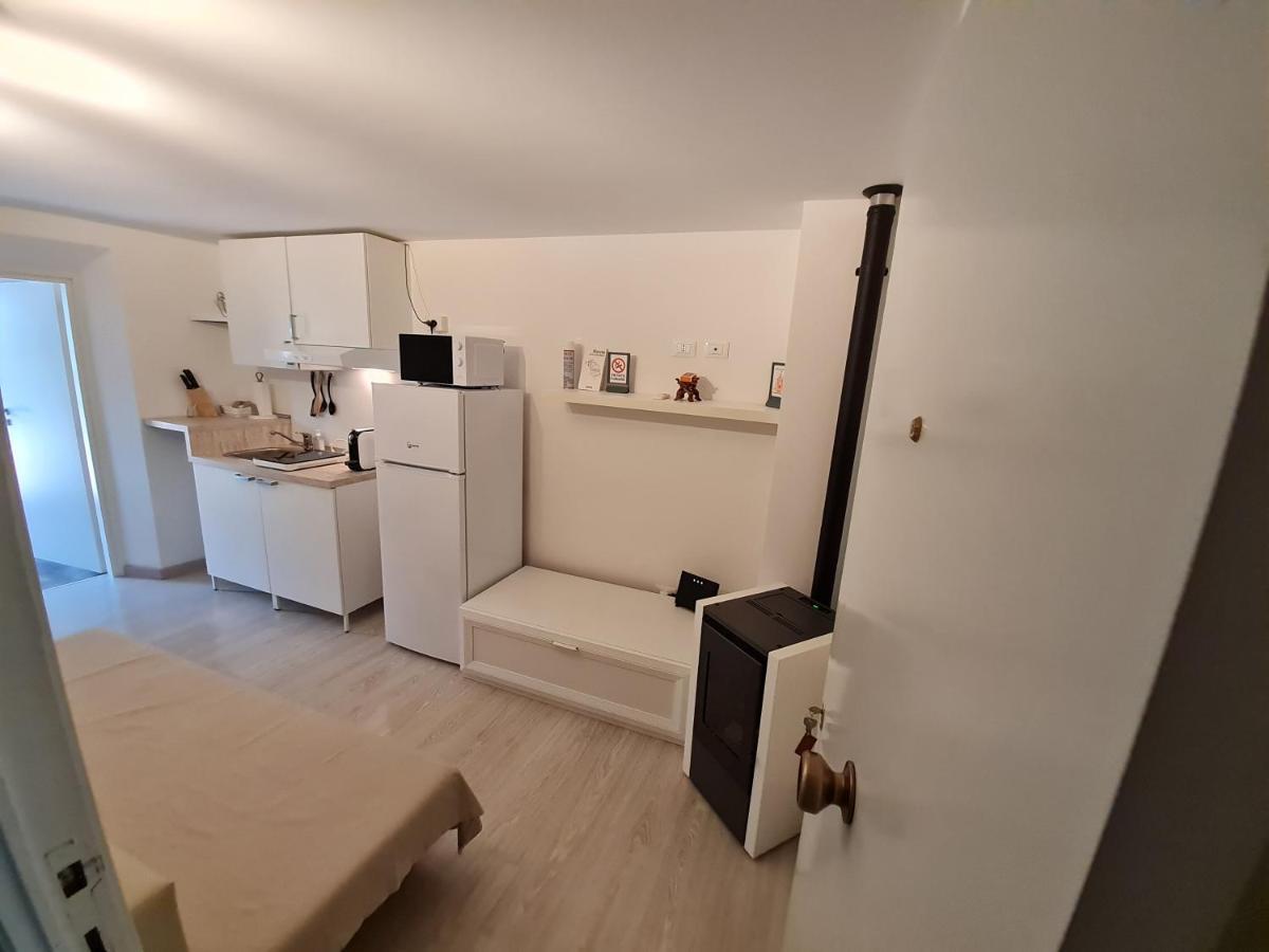 Al Castello - Aeroporto Delle Marche - Ancona Apartment Falconara Marittima Luaran gambar