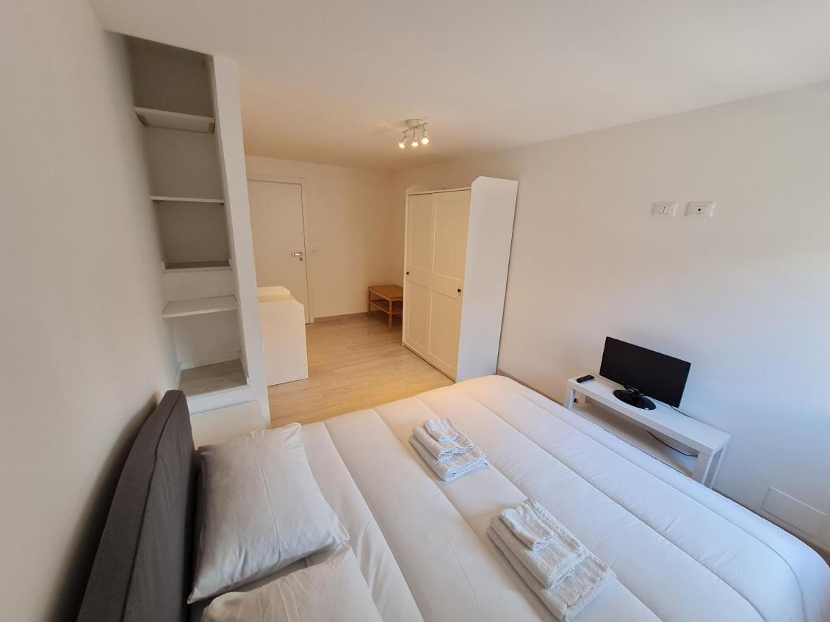 Al Castello - Aeroporto Delle Marche - Ancona Apartment Falconara Marittima Luaran gambar