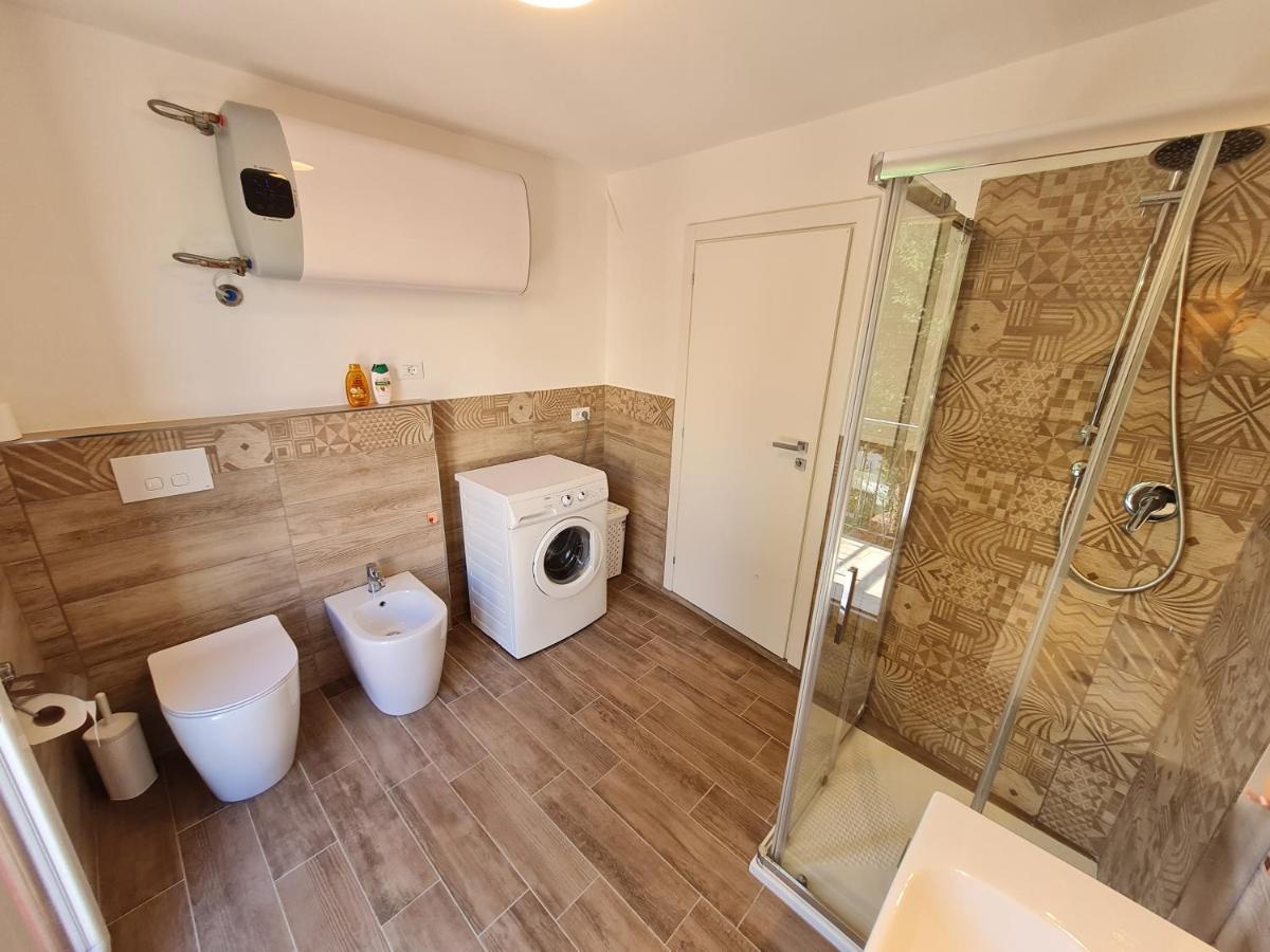 Al Castello - Aeroporto Delle Marche - Ancona Apartment Falconara Marittima Luaran gambar